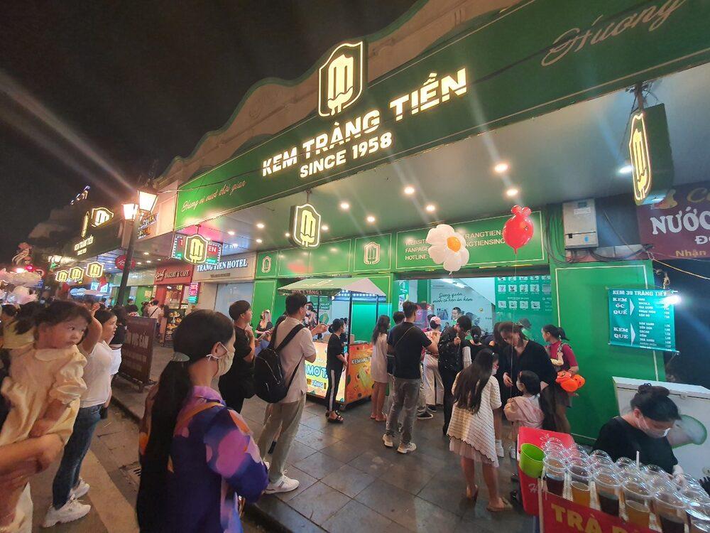 Vì sao Kem Tràng Tiền đóng cửa hàng số 35 Tràng Tiền? Vì sao Kem Tràng Tiền đóng cửa hàng số 35 Tràng Tiền?