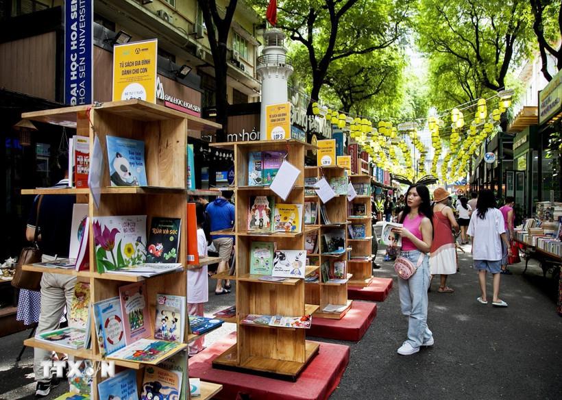 Thoát khỏi “bẫy giảm giá”, du lịch TP.HCM bước vào cuộc chơi giá trị