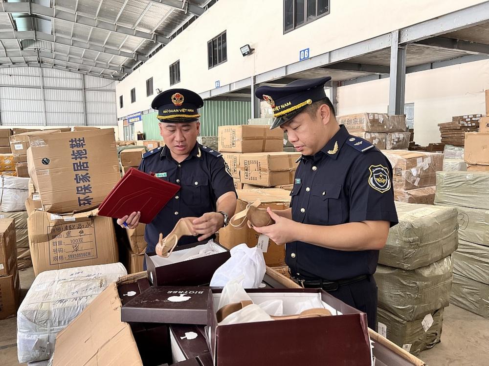 Hải quan phát lệnh khẩn yêu cầu siết hàng giả, vi phạm sở hữu trí tuệ