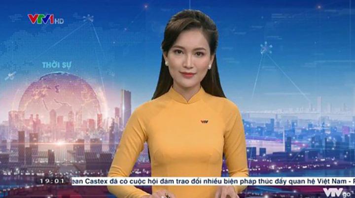 BTV trẻ tuổi bậc nhất VTV dẫn chương trình Thời sự 19h: Từng đạt giải Nhì học sinh giỏi Văn quốc gia, là thủ khoa Thạc sĩ tại ĐH Ngoại thương, đời tư cực kín tiếng