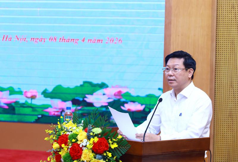 Phát biểu của đồng chí Trần Thanh Lâm tại Hội nghị toàn quốc quán triệt Nghị quyết Đại hội Đảng đối với báo chí, xuất bản và văn nghệ sĩ, trí thức