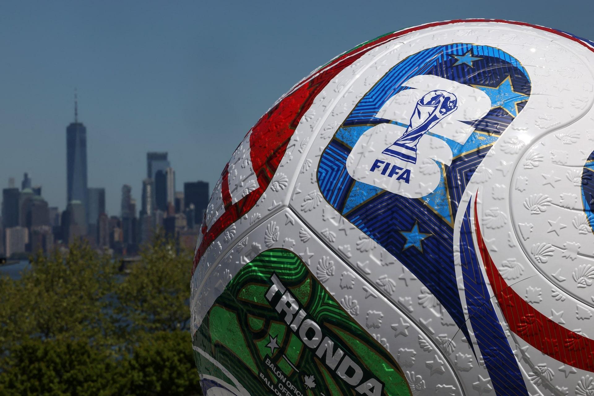 Trả 1,3 tỷ đồng để thuê người ngồi xem đủ 104 trận World Cup 2026