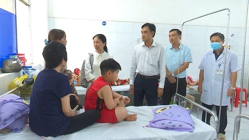 Số ca nghi ngộ độc bán trú tại Đồng Tháp tăng lên 62 người Số ca nghi ngộ độc bán trú tại Đồng Tháp tăng lên 62 người