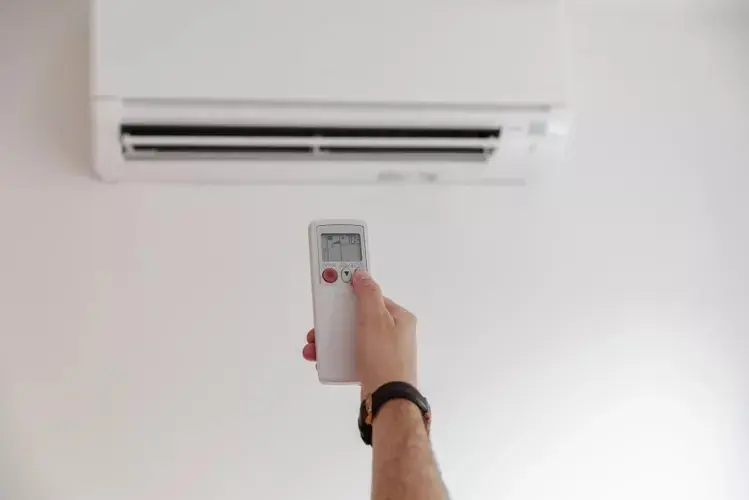 Dùng điều hòa tiết kiệm điện, chống quá tải giữa thời tiết nắng nóng kỷ lục