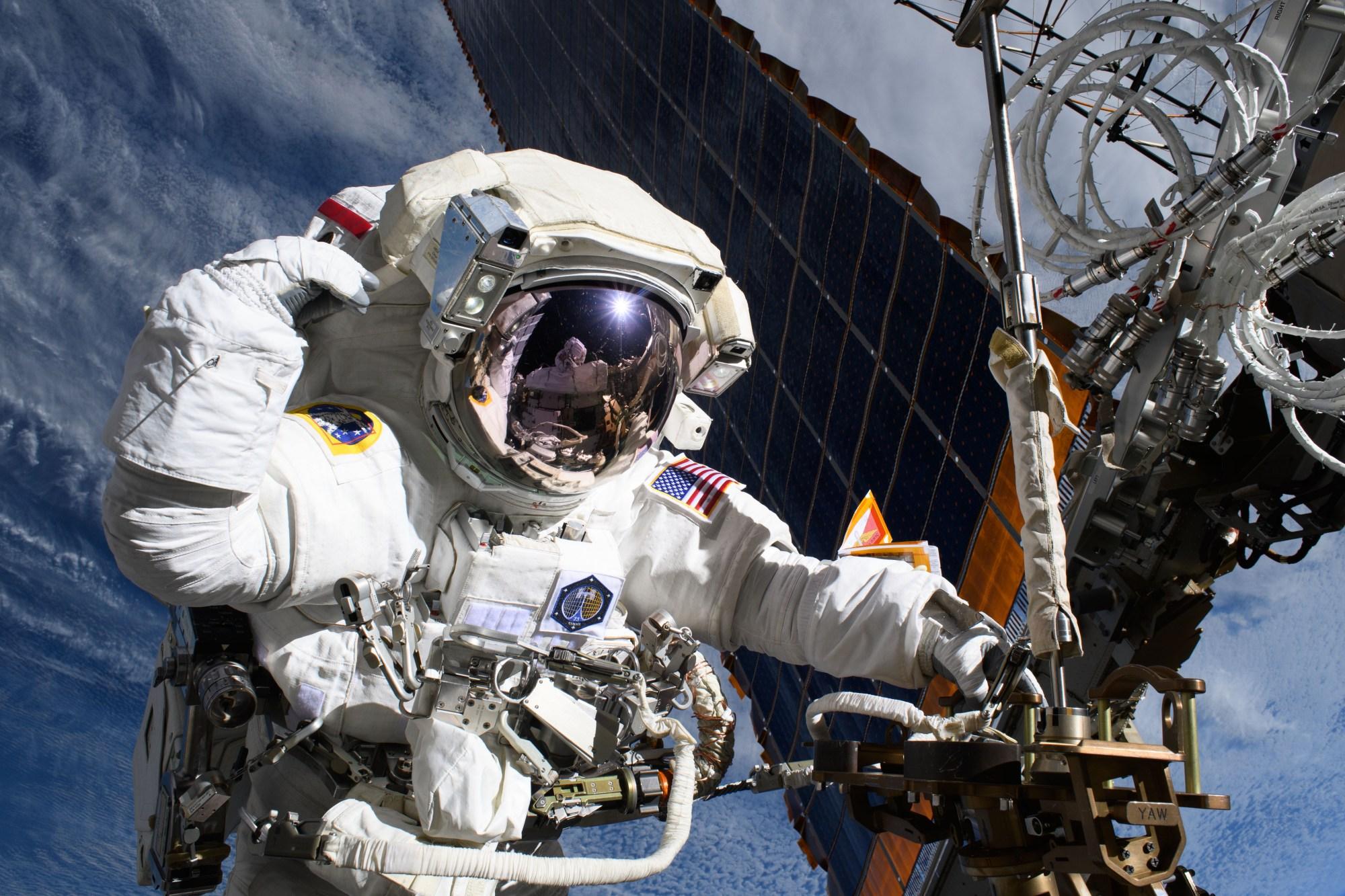 Nasa công bố lộ trình xây dựng căn cứ thường trực trên Mặt Trăng: Bước đệm tiến tới sao Hỏa