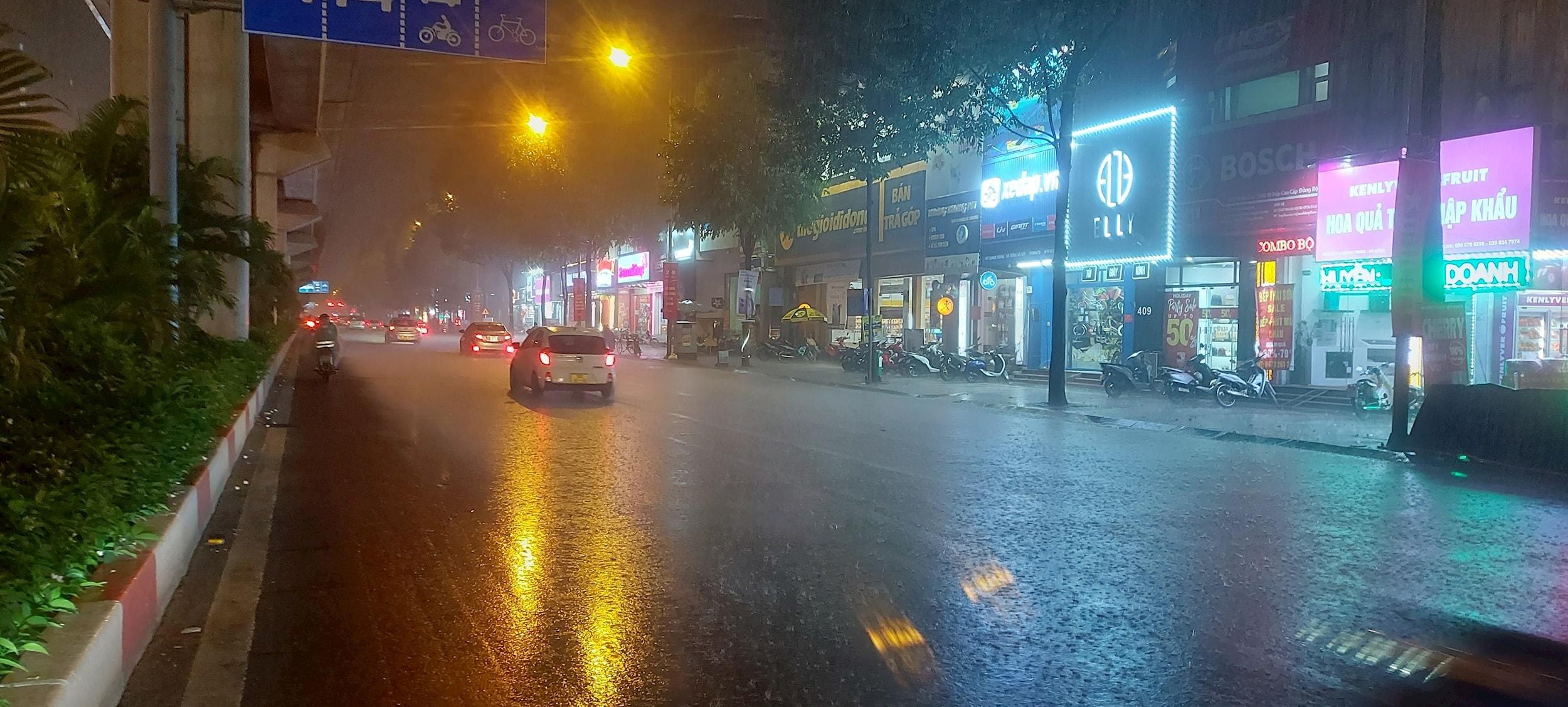 Không khí lạnh cuối mùa tràn về, miền Bắc chuyển mưa giông diện rộng từ đêm nay Không khí lạnh cuối mùa tràn về, miền Bắc chuyển mưa giông diện rộng từ đêm nay