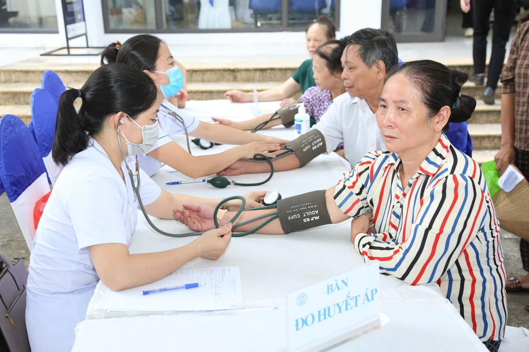 Hà Nội triển khai lập danh sách khám sức khỏe miễn phí và sàng lọc 12 nhóm bệnh toàn dân