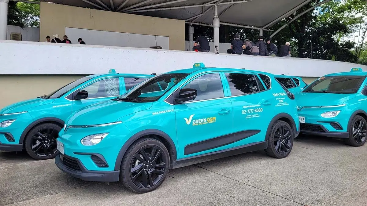 Hãng taxi điện của tỷ phú Phạm Nhật Vượng nâng vốn điều lệ lên 54.000 tỷ đồng