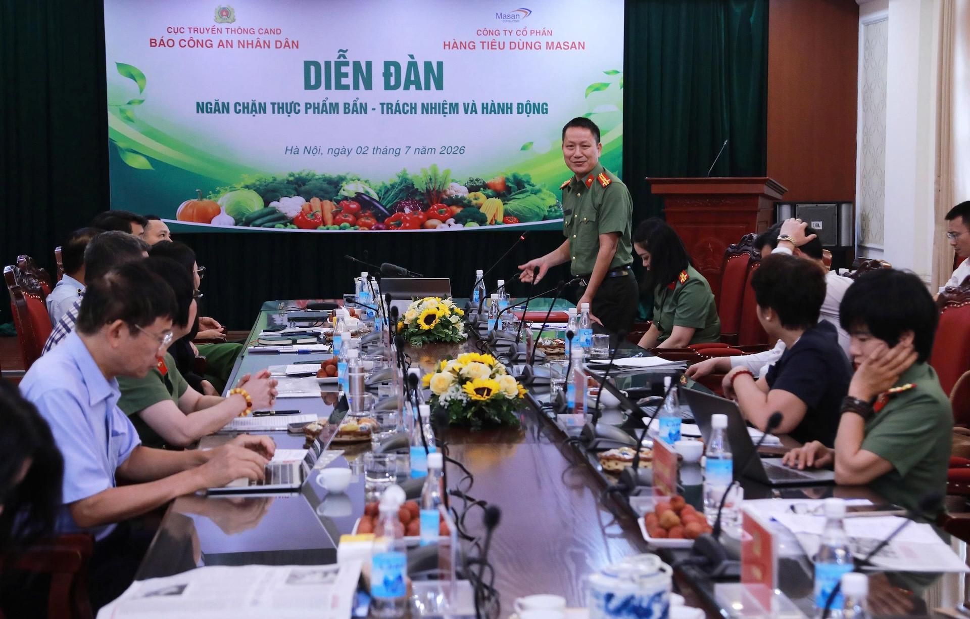 Hơn 120 vụ án thực phẩm bẩn bị khởi tố trong nửa đầu năm Hơn 120 vụ án thực phẩm bẩn bị khởi tố trong nửa đầu năm