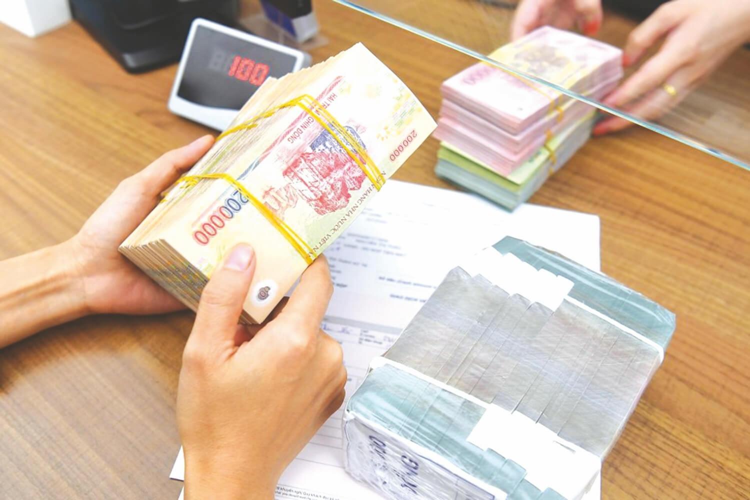 Nâng hạn mức chi trả bảo hiểm tiền gửi lên 350 triệu đồng từ ngày 13/7 Nâng hạn mức chi trả bảo hiểm tiền gửi lên 350 triệu đồng từ ngày 13/7