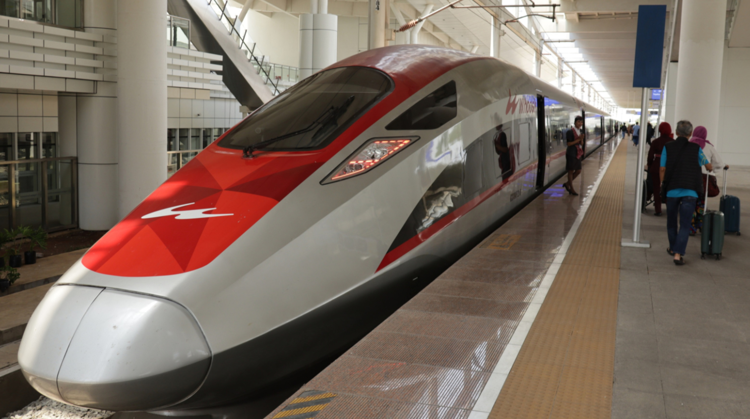 Từ chối Nhật Bản, chọn công nghệ Trung Quốc: Dự án đường sắt cao tốc 142km rút ngắn thời gian di chuyển từ 3 tiếng xuống còn 40 phút