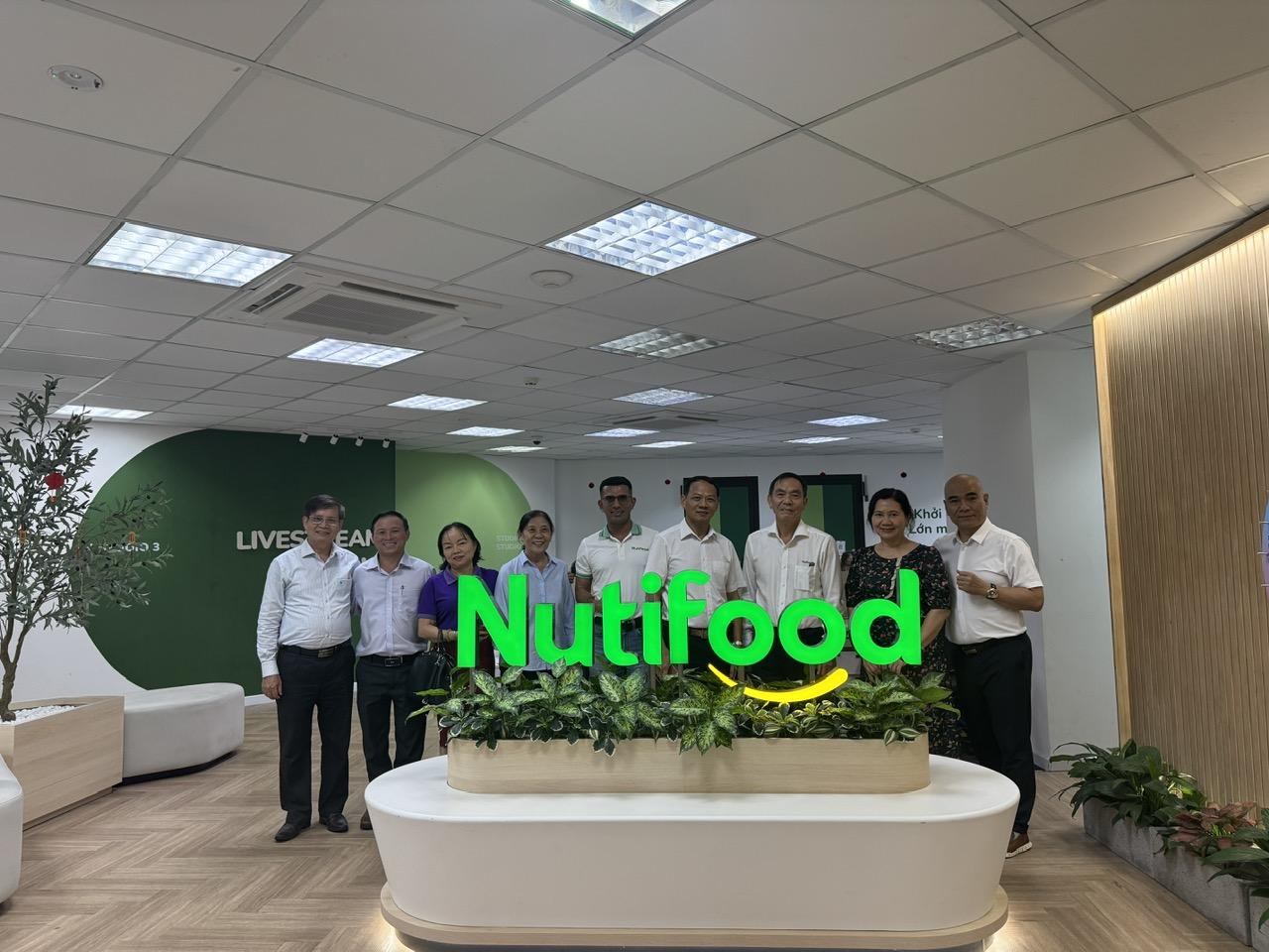 Nutifood quyết tâm thực hiện tôn chỉ: Mang giải pháp dinh dưỡng từ các chuyên gia để nâng tầm vóc, sức khỏe cộng đồng Nutifood quyết tâm thực hiện tôn chỉ: Mang giải pháp dinh dưỡng từ các chuyên gia để nâng tầm vóc, sức khỏe cộng đồng