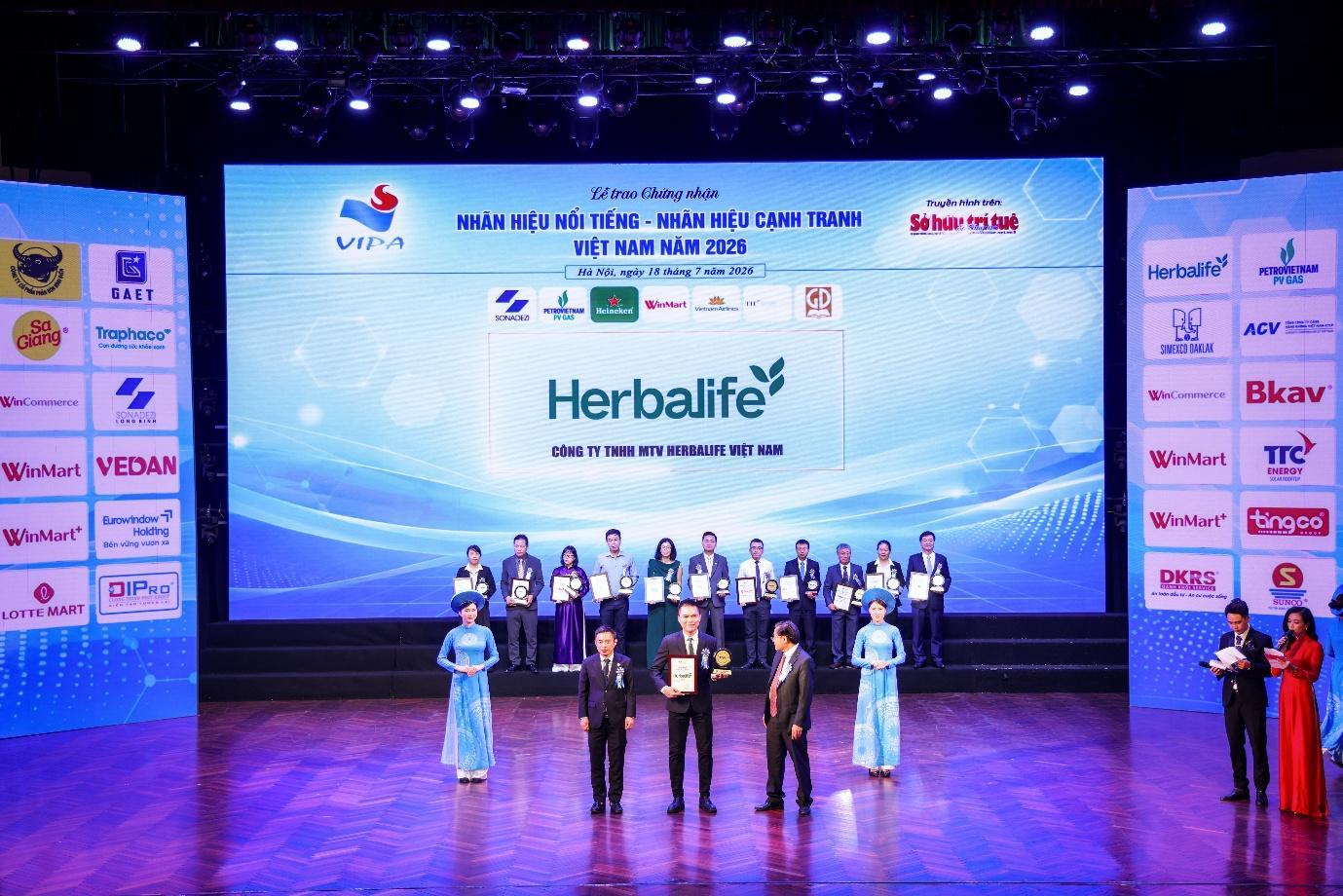 Herbalife Việt Nam được xếp hạng thuộc Top 10 Nhãn Hiệu Nổi Tiếng Việt Nam năm 2026. Herbalife Việt Nam được xếp hạng thuộc Top 10 Nhãn Hiệu Nổi Tiếng Việt Nam năm 2026.