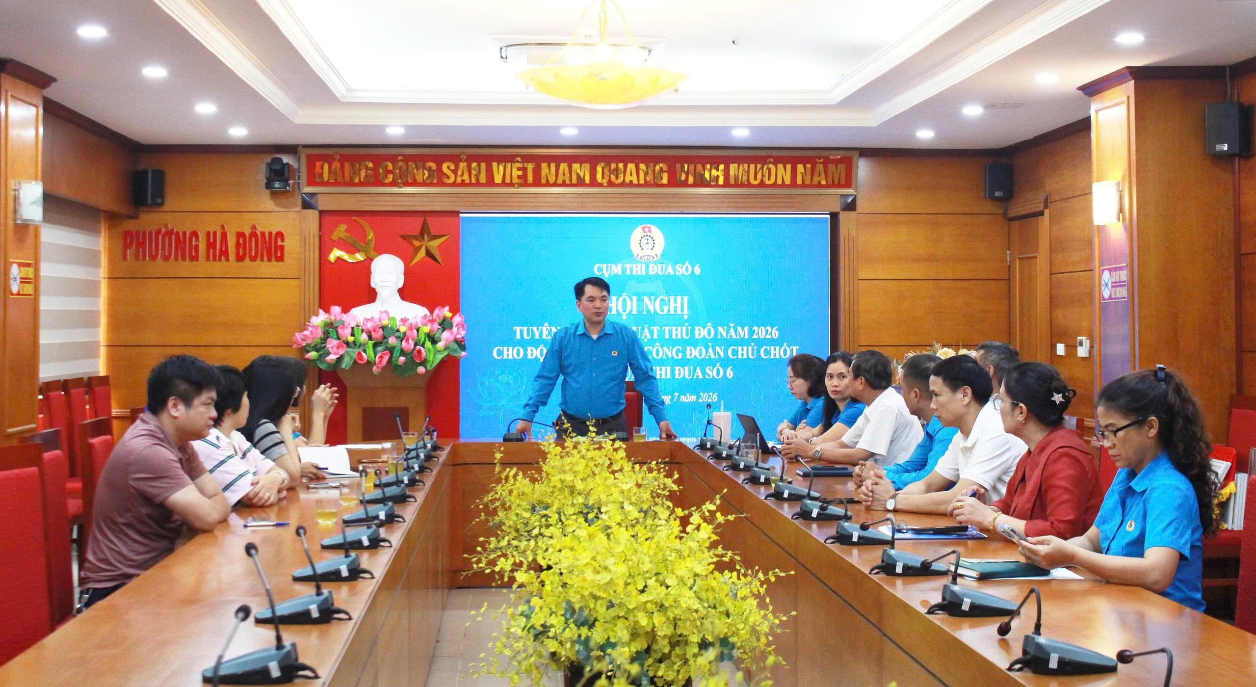 Cụm thi đua số 6 Công đoàn Hà Nội sơ kết 6 tháng đầu năm 2026, biểu dương con đoàn viên vượt khó học giỏi