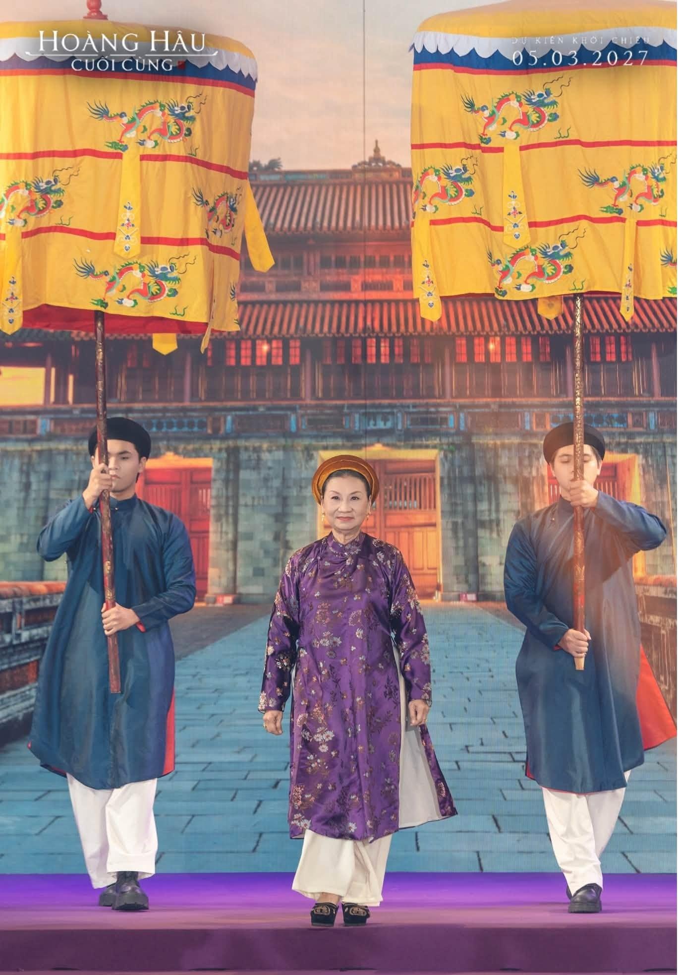 hoanghaucuoicung3_1783475101.jpg