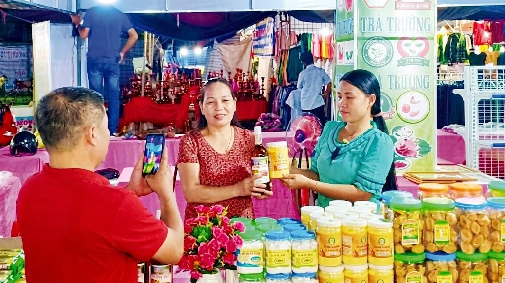 Sau chứng nhận OCOP, làm gì để sản phẩm đứng vững?