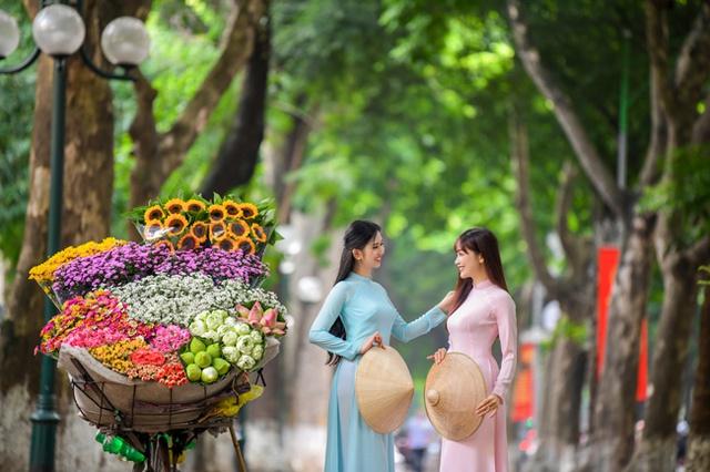 Tạo chuyển biến mạnh mẽ về tư duy và phương thức phát triển du lịch Tạo chuyển biến mạnh mẽ về tư duy và phương thức phát triển du lịch