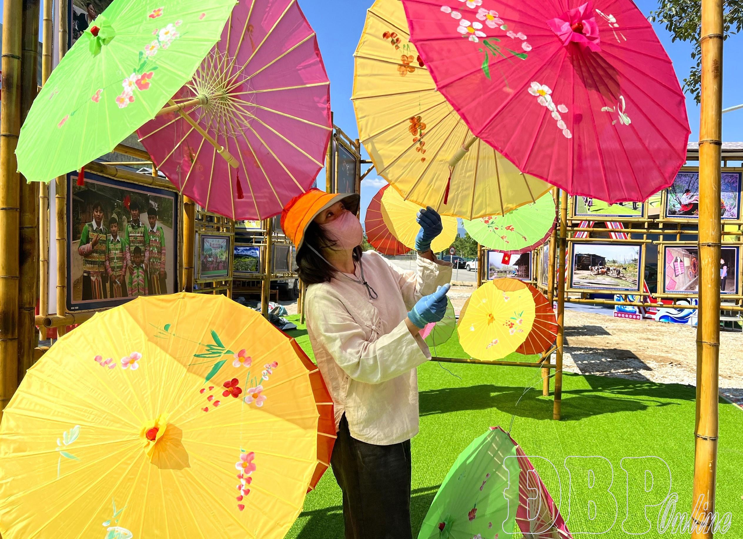 Để văn hóa Mông trở thành trải nghiệm đặc trưng ở Điện Biên