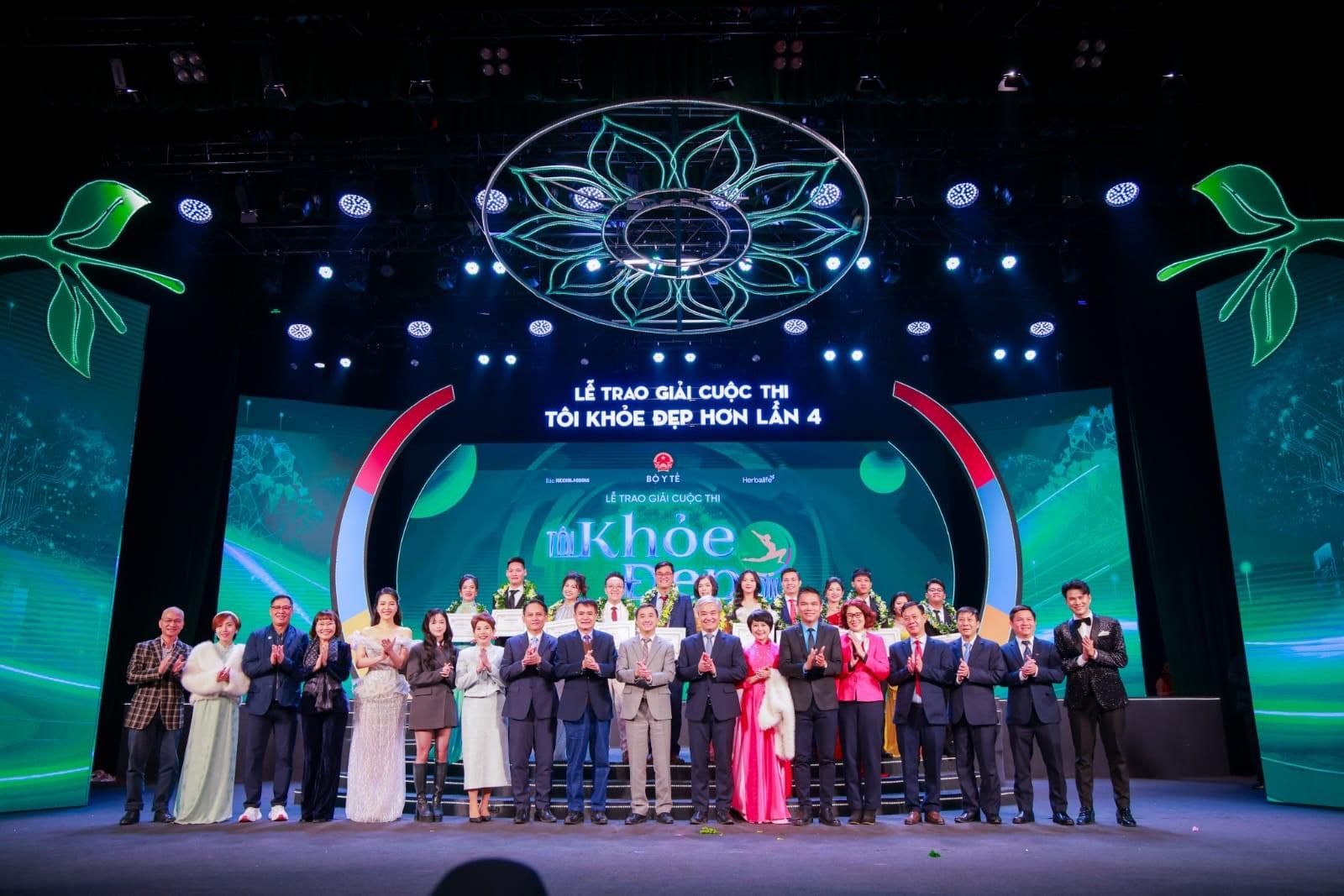 Herbalife Việt Nam đồng hành cùng Báo Sức khỏe và Đời sống tổ chức Lễ trao giải cuộc thi “Tôi khỏe đẹp hơn 2025” vinh danh 12 ứng viên xuất sắc Herbalife Việt Nam đồng hành cùng Báo Sức khỏe và Đời sống tổ chức Lễ trao giải cuộc thi “Tôi khỏe đẹp hơn 2025” vinh danh 12 ứng viên xuất sắc