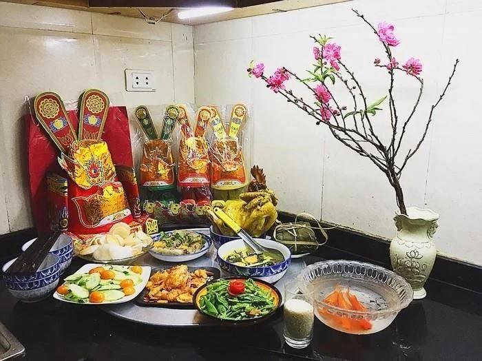 Nghi lễ cúng ông Công ông Táo truyền thống của người Việt