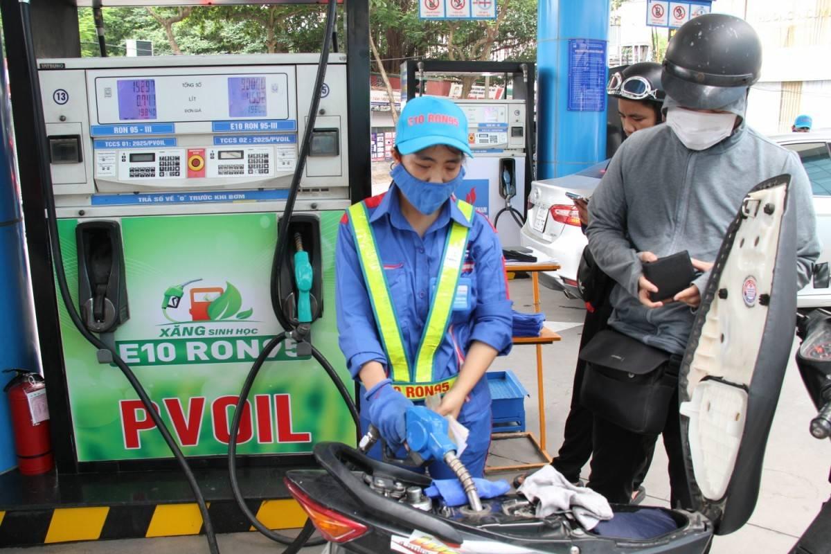 Xăng sinh học E10 có thể được đưa ra thị trường sớm hơn lộ trình