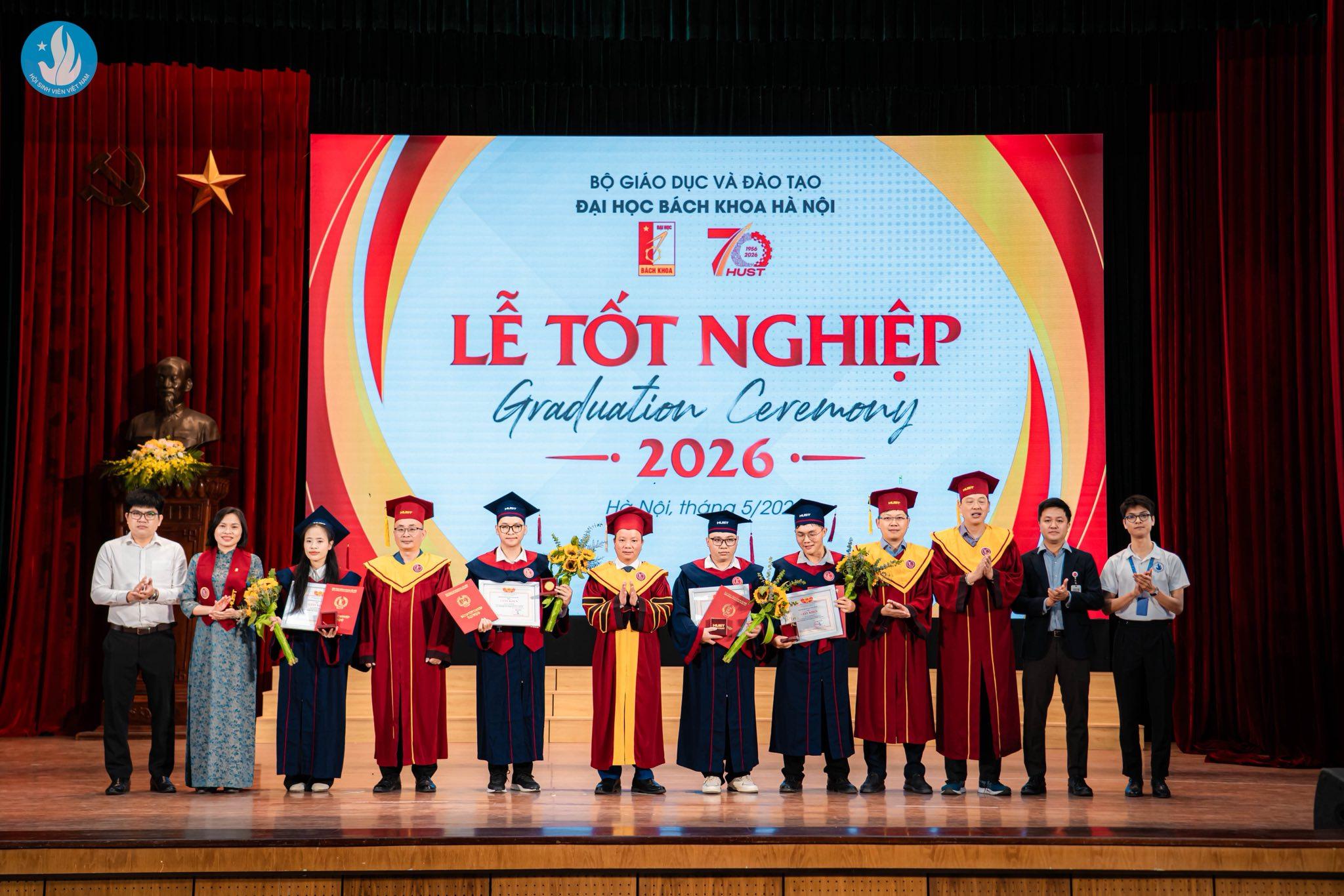ĐH ‘khó ra trường nhất Việt Nam’ có chưa đến 100 sinh viên tốt nghiệp xuất sắc