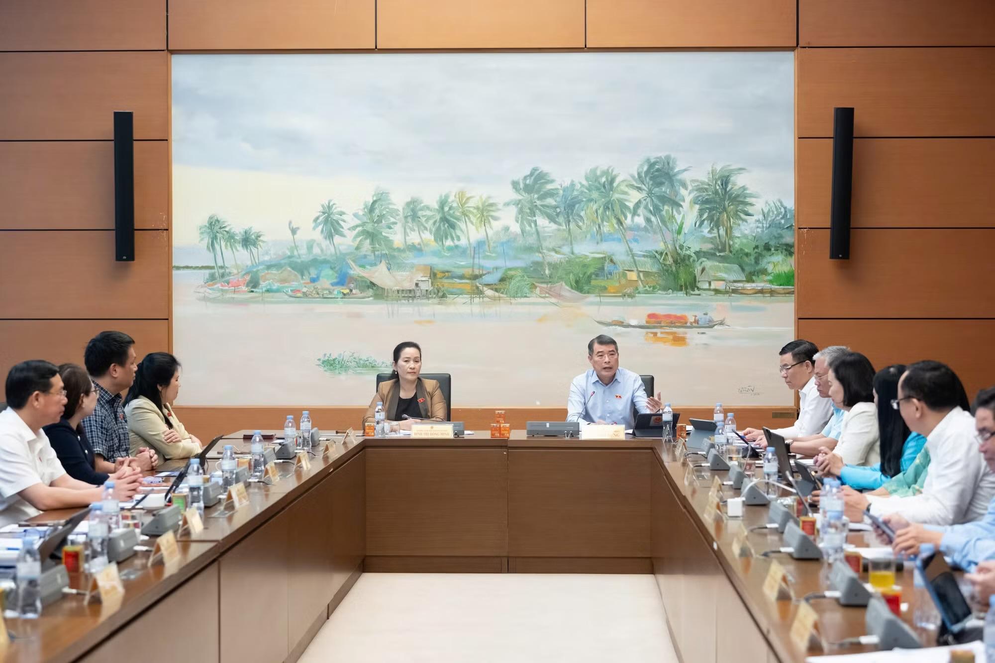 Thủ tướng Lê Minh Hưng: Tăng trưởng phải song hành với ổn định kinh tế vĩ mô