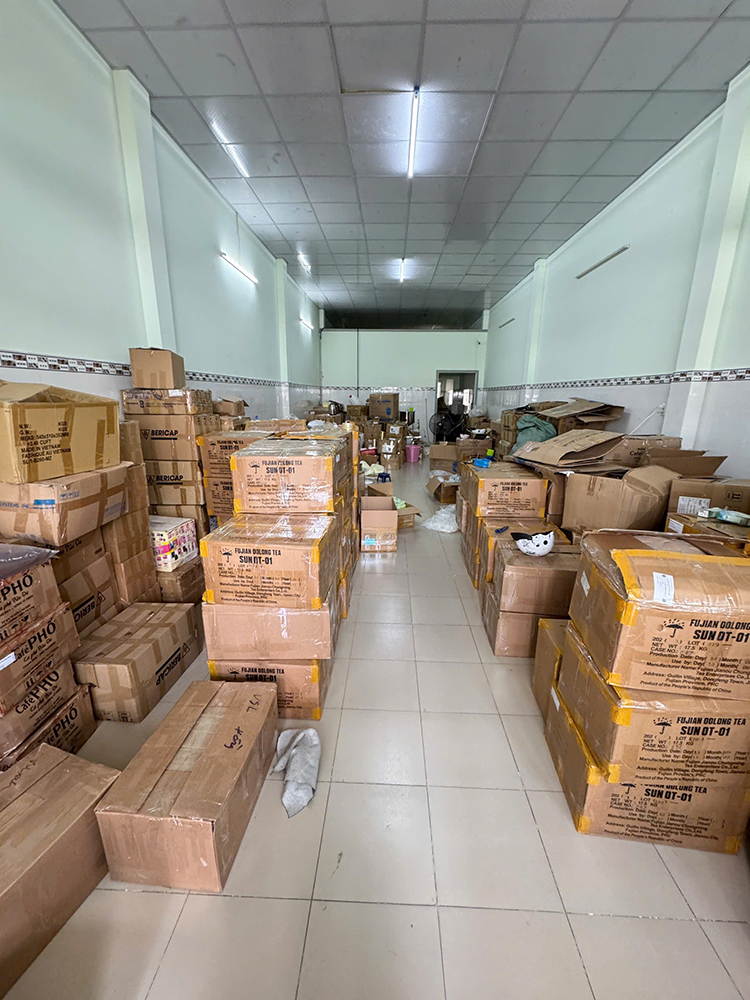 TP.HCM cảnh báo mỹ phẩm không rõ nguồn gốc trên môi trường số, tiềm ẩn nhiều rủi ro TP.HCM cảnh báo mỹ phẩm không rõ nguồn gốc trên môi trường số, tiềm ẩn nhiều rủi ro