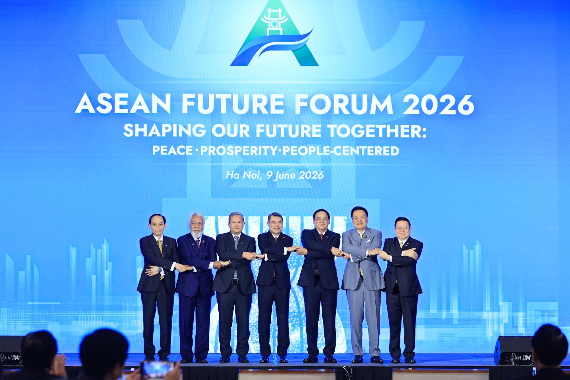 Diễn đàn Tương lai ASEAN: Việt Nam thúc đẩy thảo luận về định hướng hợp tác khu vực Diễn đàn Tương lai ASEAN: Việt Nam thúc đẩy thảo luận về định hướng hợp tác khu vực