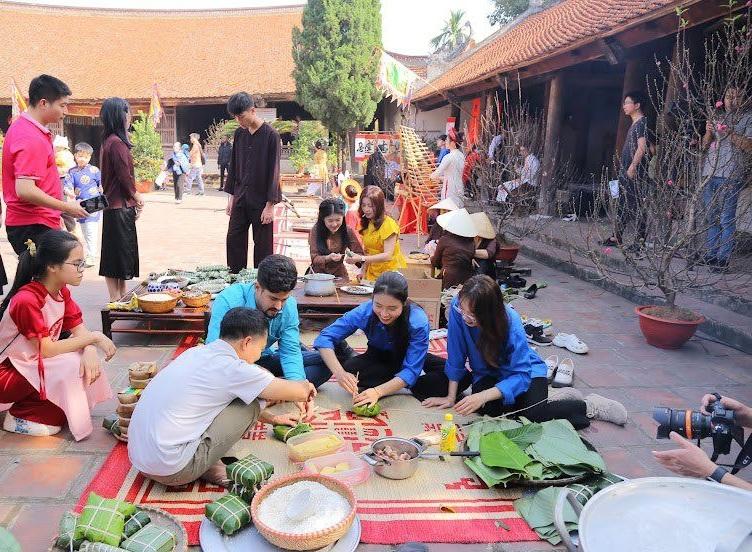 Xây dựng thương hiệu du lịch Sơn Tây từ giá trị di sản