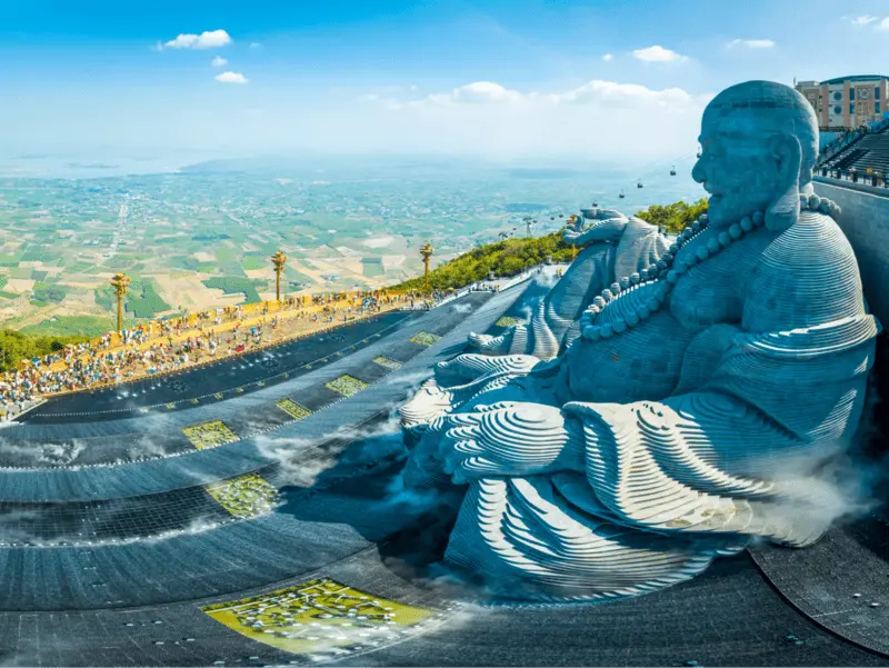 Huy động 120 nhân công làm việc trong 9 tháng, Việt Nam ghép 6.688 khối đá sa thạch nặng hơn 5.100 tấn thành công trình quy mô hàng đầu thế giới ở độ cao 900m
