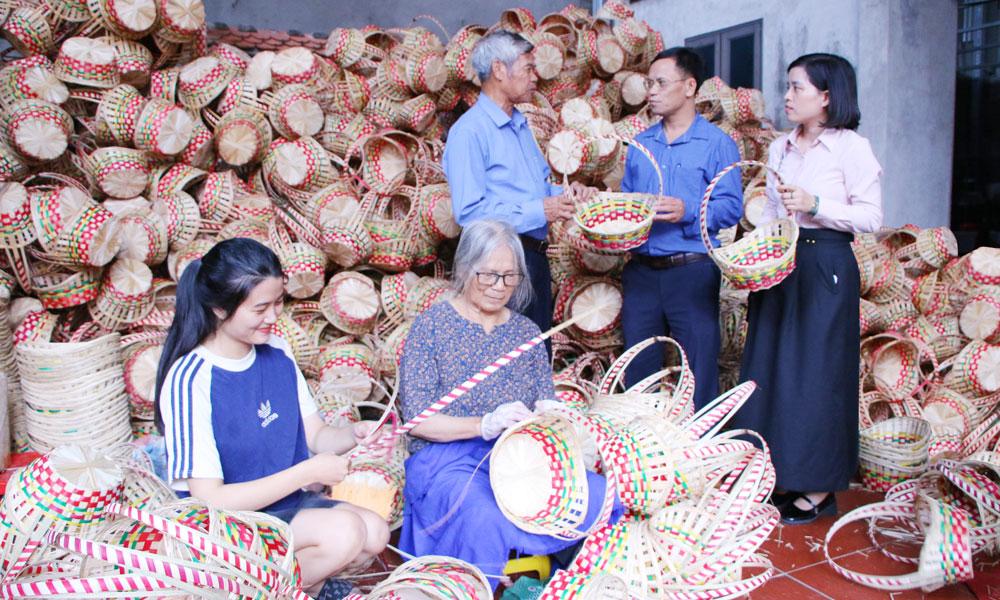 Nghề xưa Bắc Ninh và cuộc tìm kiếm một sức sống mới Nghề xưa Bắc Ninh và cuộc tìm kiếm một sức sống mới