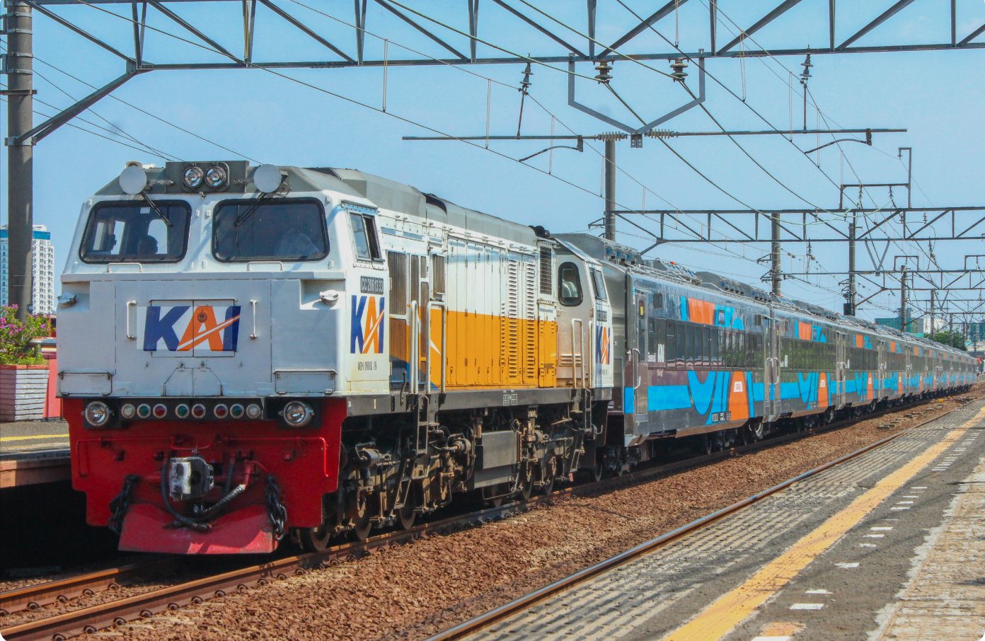 Bắt tay Nga và Trung Quốc, nền kinh tế lớn nhất Đông Nam Á triển khai cùng lúc 2 dự án đường sắt đình đám Bắt tay Nga và Trung Quốc, nền kinh tế lớn nhất Đông Nam Á triển khai cùng lúc 2 dự án đường sắt đình đám