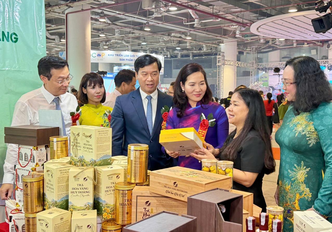 Hành trình chuẩn hóa giúp thương hiệu nông sản bản địa vươn ra biển lớn Hành trình chuẩn hóa giúp thương hiệu nông sản bản địa vươn ra biển lớn