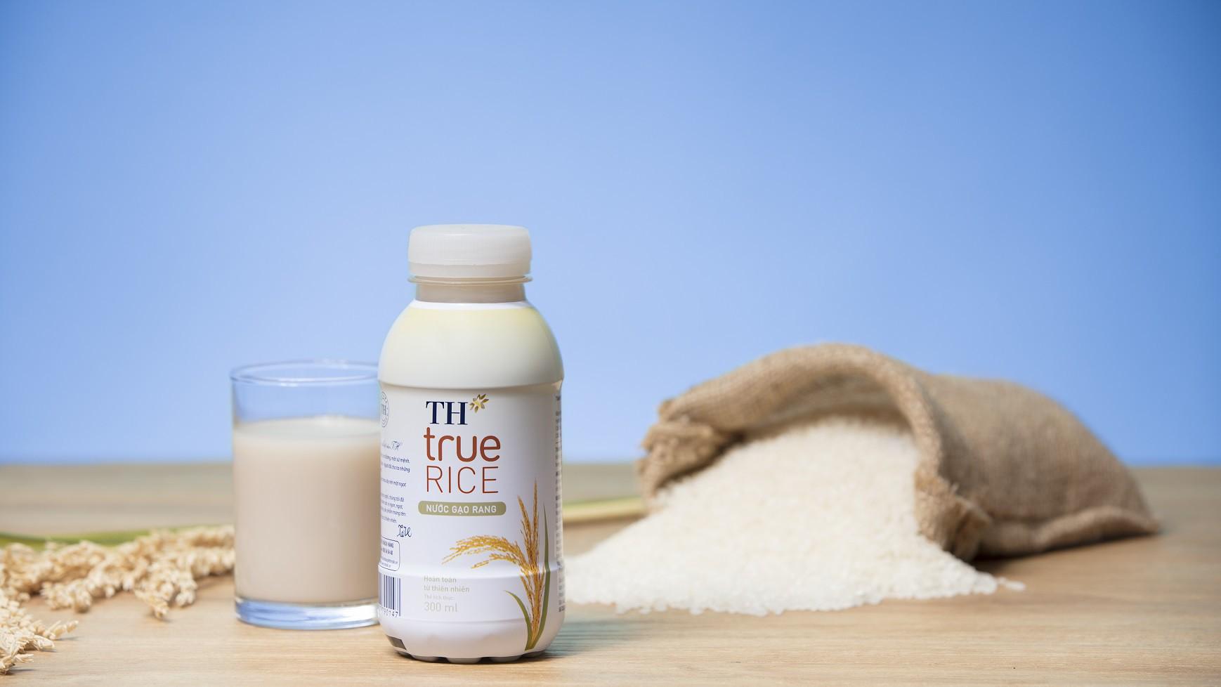 Nước gạo rang TH true RICE giữ vị ngọt tự nhiên từ gạo
