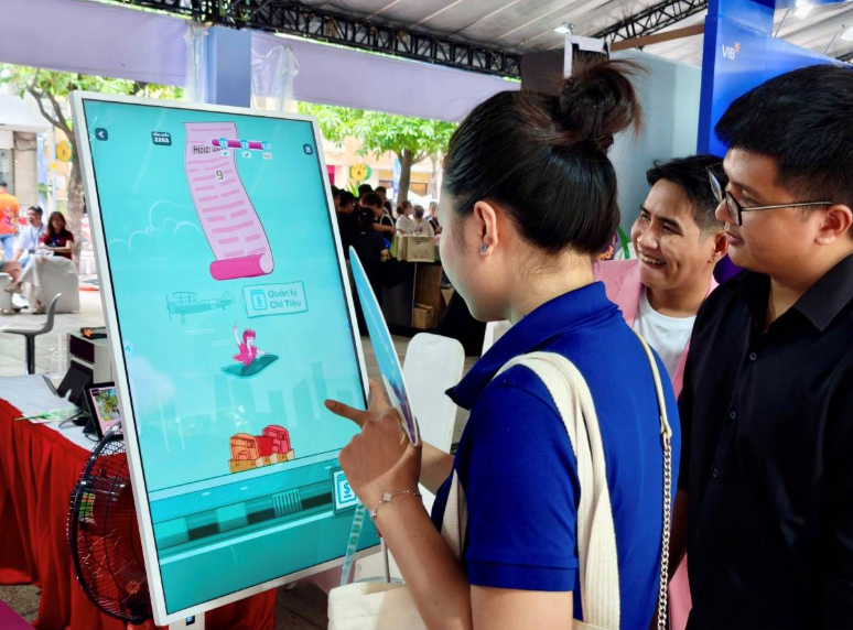 Tết Bính Ngọ 2026: Tính thiết thực và tiện lợi định hình mùa mua sắm mới