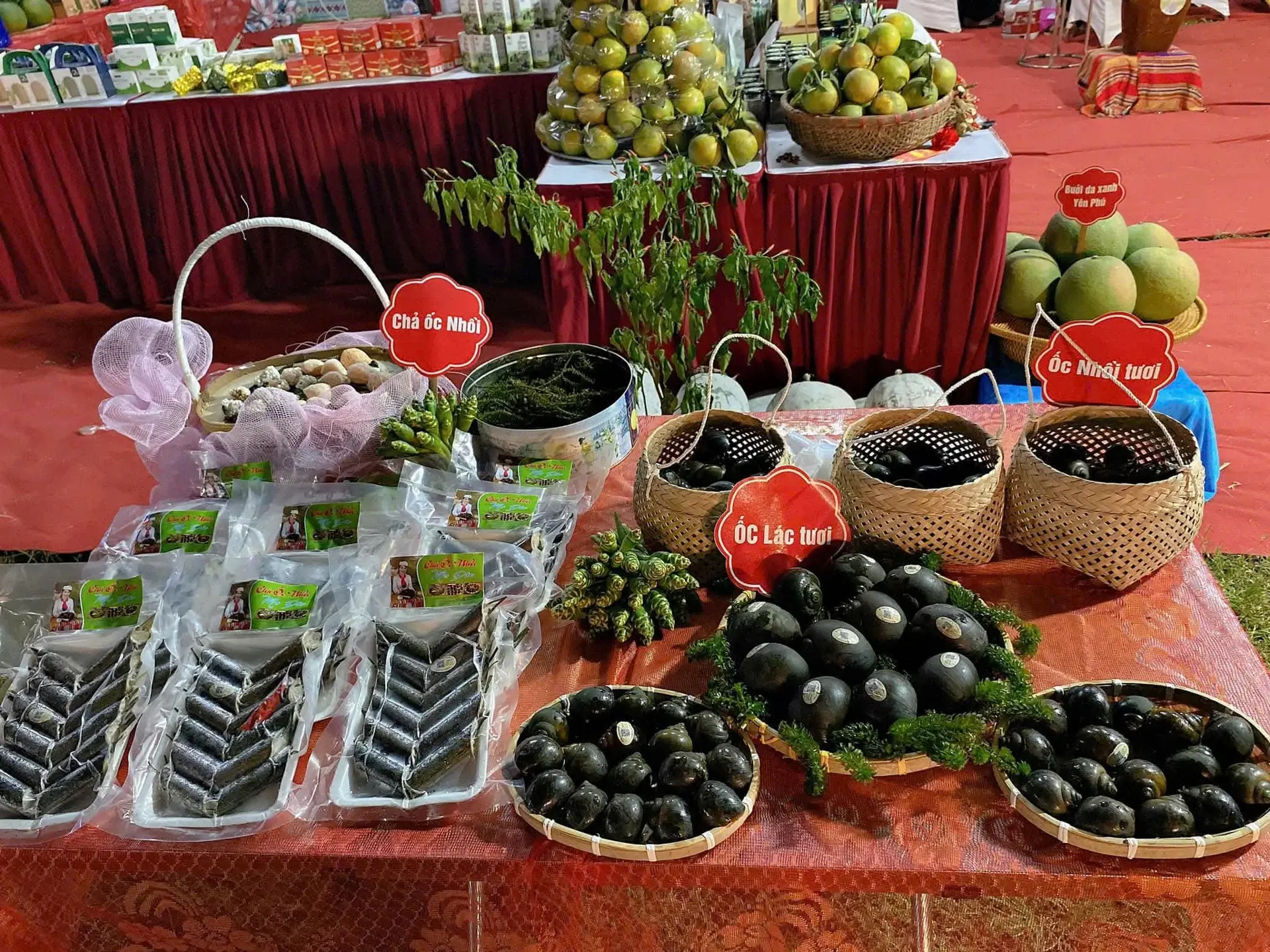 Phụ nữ Mường “bỏ phố về rừng”, đưa ốc nhồi ống nứa đạt OCOP 3 sao