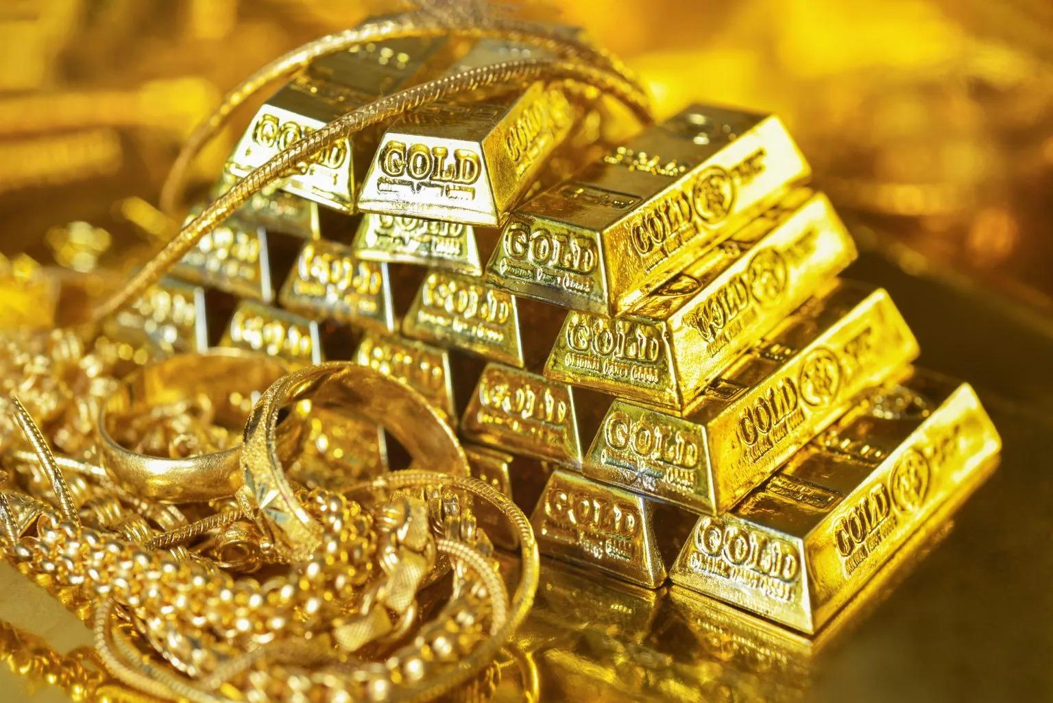 Giá vàng được dự báo giảm mạnh trong trung hạn do làn sóng tăng lãi suất Giá vàng được dự báo giảm mạnh trong trung hạn do làn sóng tăng lãi suất