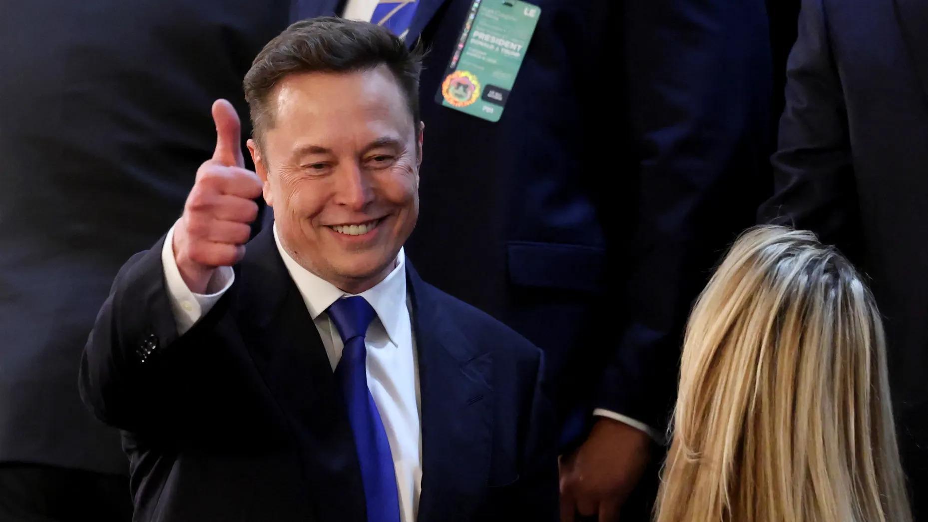 Cổ phiếu SpaceX tăng vọt hơn 20%, tài sản của Elon Musk chính thức vượt 1.000 tỷ USD