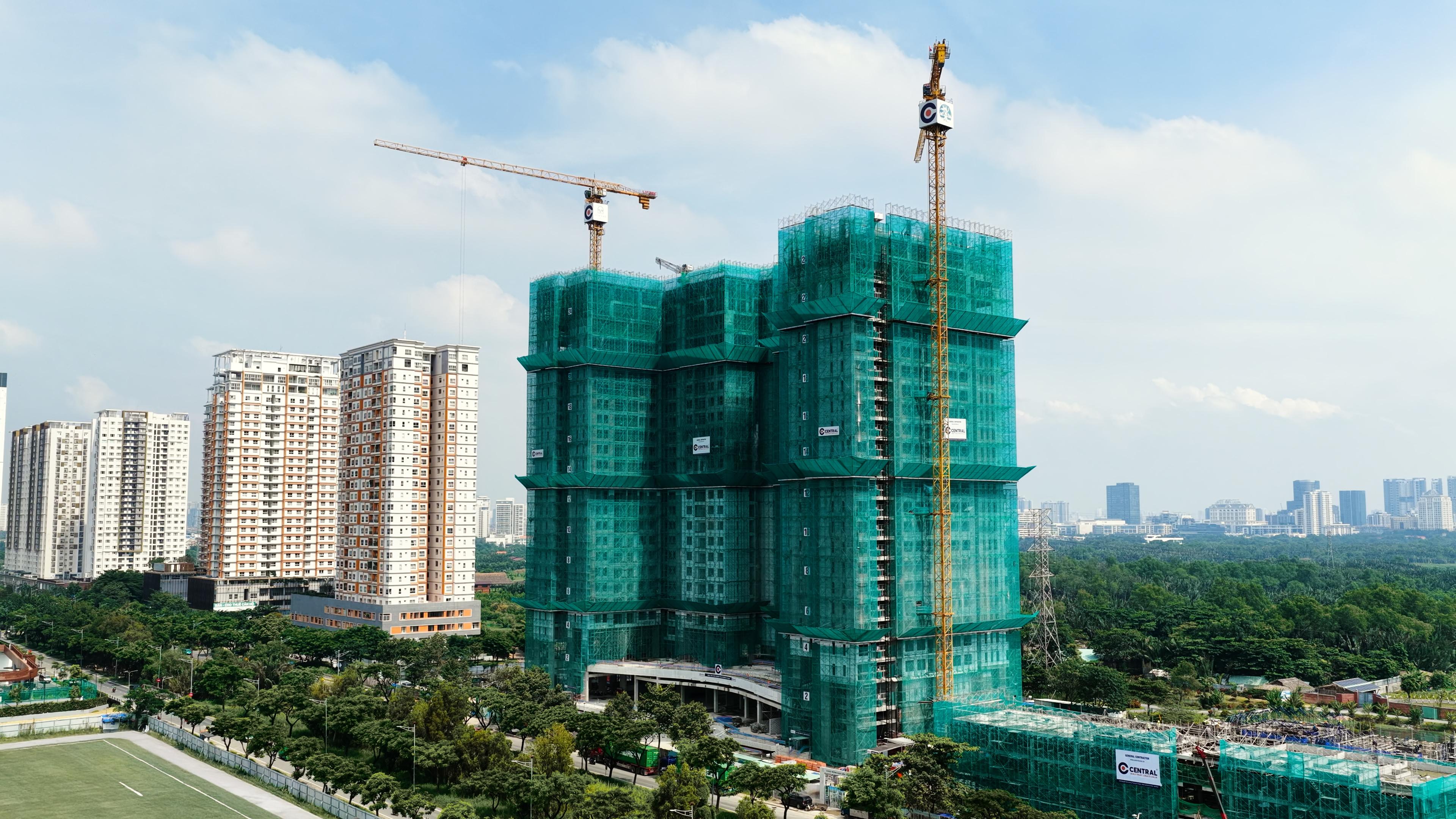 Essensia Sky: Biểu tượng sống xanh, sức khỏe chính thức cất nóc tại Nam Sài Gòn