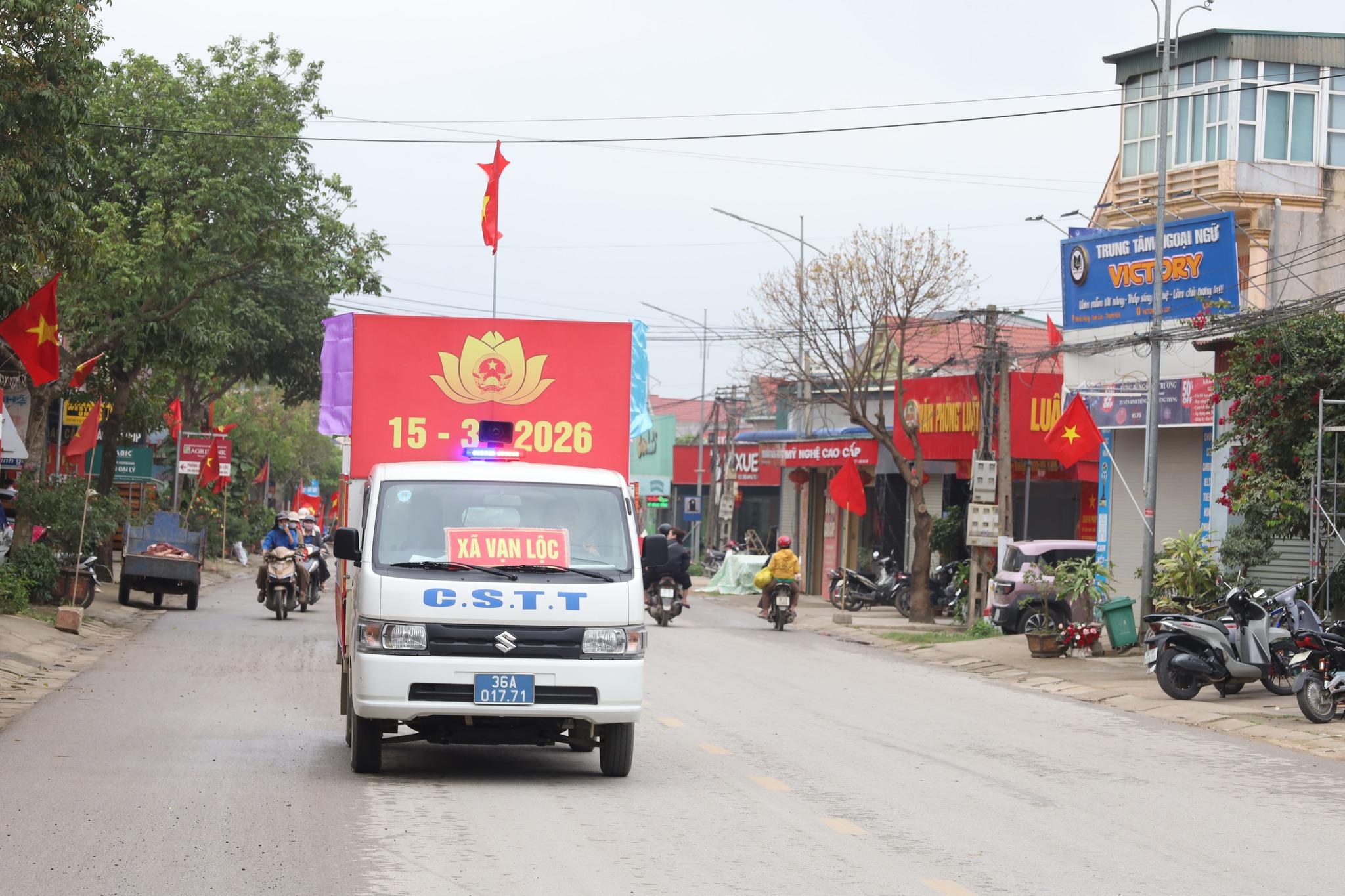 Thanh Hoá: Xã Vạn Lộc tăng cường kiểm tra, đẩy mạnh tuyên truyền chuẩn bị cho cuộc bầu cử đại biểu Quốc hội khóa XVI và đại biểu HĐND các cấp Thanh Hoá: Xã Vạn Lộc tăng cường kiểm tra, đẩy mạnh tuyên truyền chuẩn bị cho cuộc bầu cử đại biểu Quốc hội khóa XVI và đại biểu HĐND các cấp