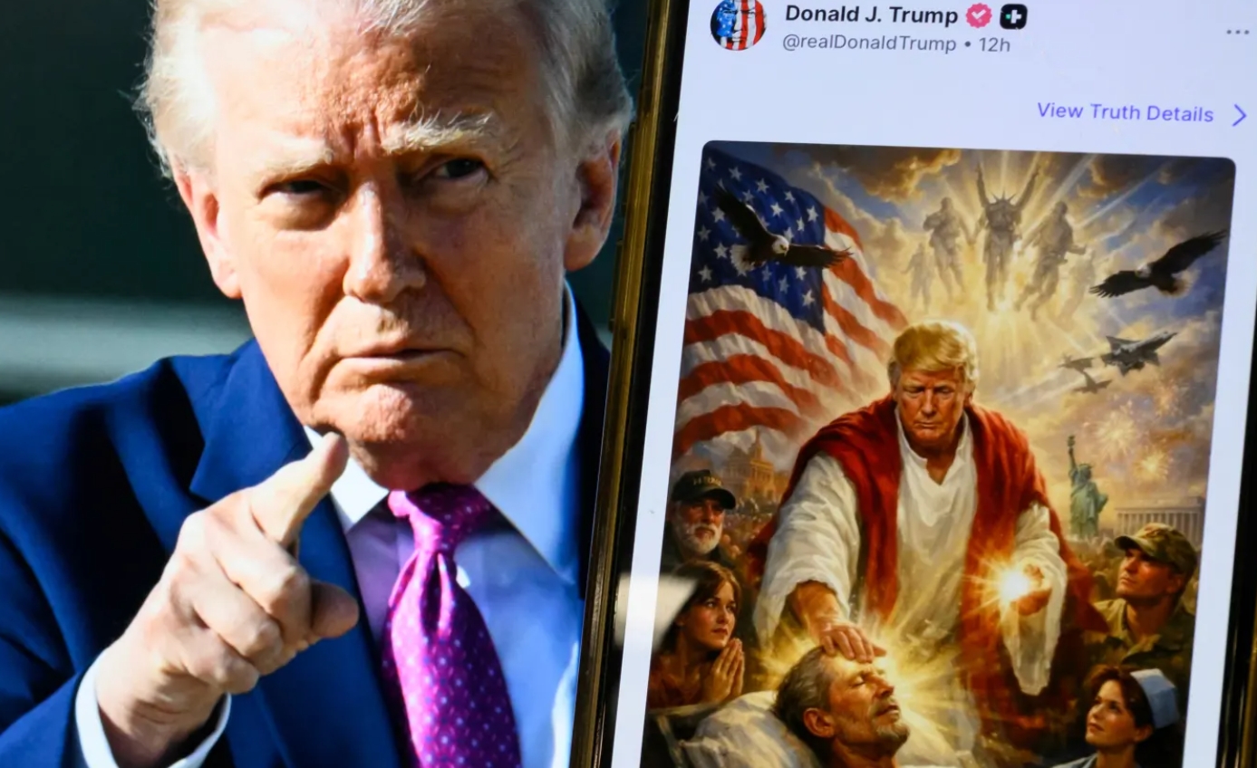 Ông Trump hứng bão chỉ trích khi đăng ảnh tự ví mình 'như Chúa Jesus'