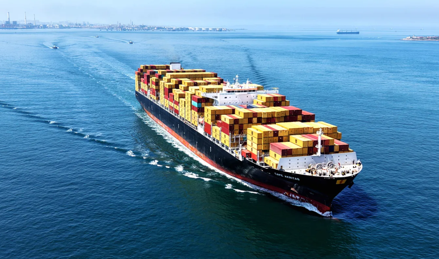 Xuất khẩu hụt hơi, nhập khẩu bùng nổ: Kinh tế Trung Quốc đang phát tín hiệu gì?