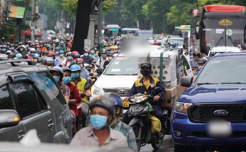 Các tài xế, chủ phương tiện ô tô tải trên 1 tấn, xe khách trên 29 chỗ lưu ý Các tài xế, chủ phương tiện ô tô tải trên 1 tấn, xe khách trên 29 chỗ lưu ý