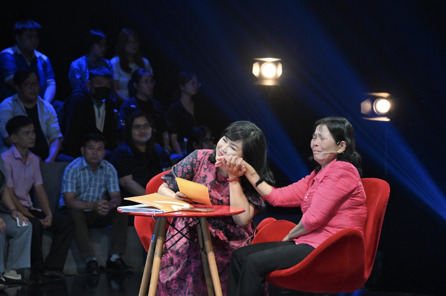 anh-man-hinh-2026-06-14-luc-22.35.35_1781451583.png
