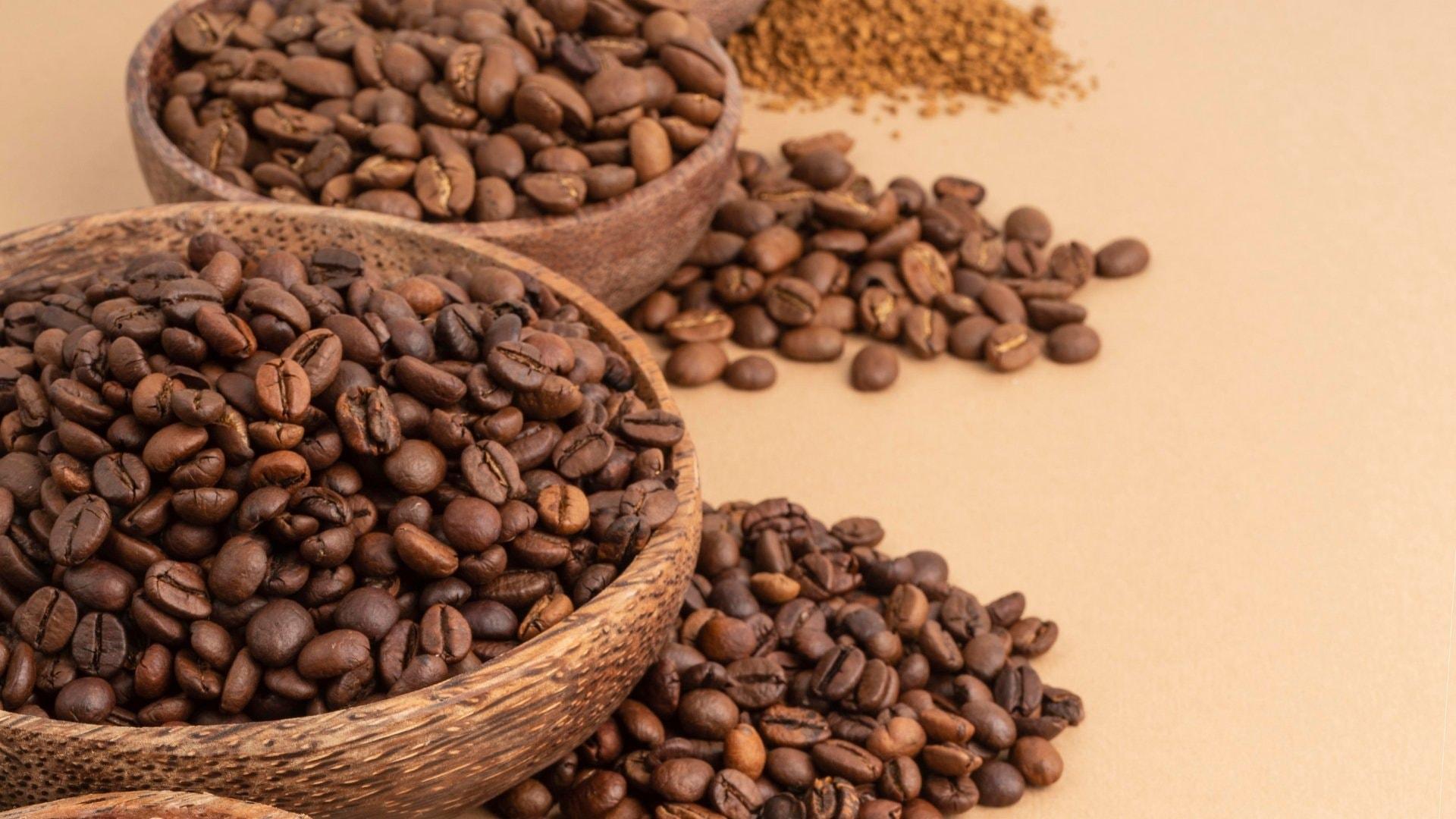 Giá cà phê Tây Nguyên áp sát 90.000 đồng/kg Giá cà phê Tây Nguyên áp sát 90.000 đồng/kg