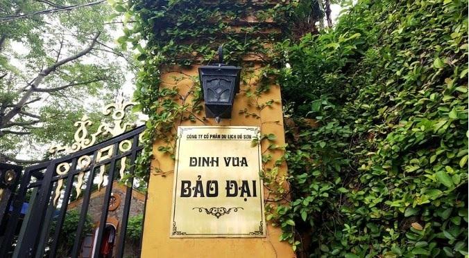 Dinh thự gần 100 năm tuổi do người Pháp xây dựng, là nơi lưu dấu vị vua cuối cùng triều Nguyễn ở miền Bắc