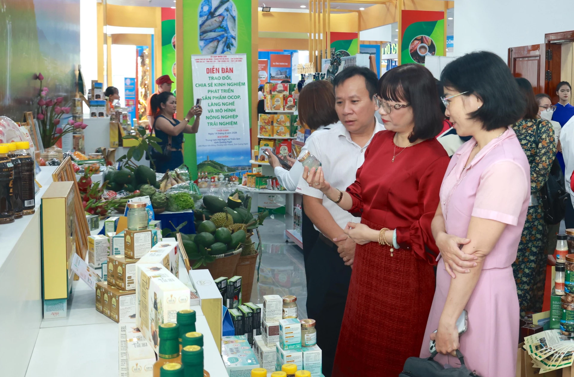 Mở rộng không gian thị trường cho sản phẩm OCOP và nông nghiệp trải nghiệm Mở rộng không gian thị trường cho sản phẩm OCOP và nông nghiệp trải nghiệm