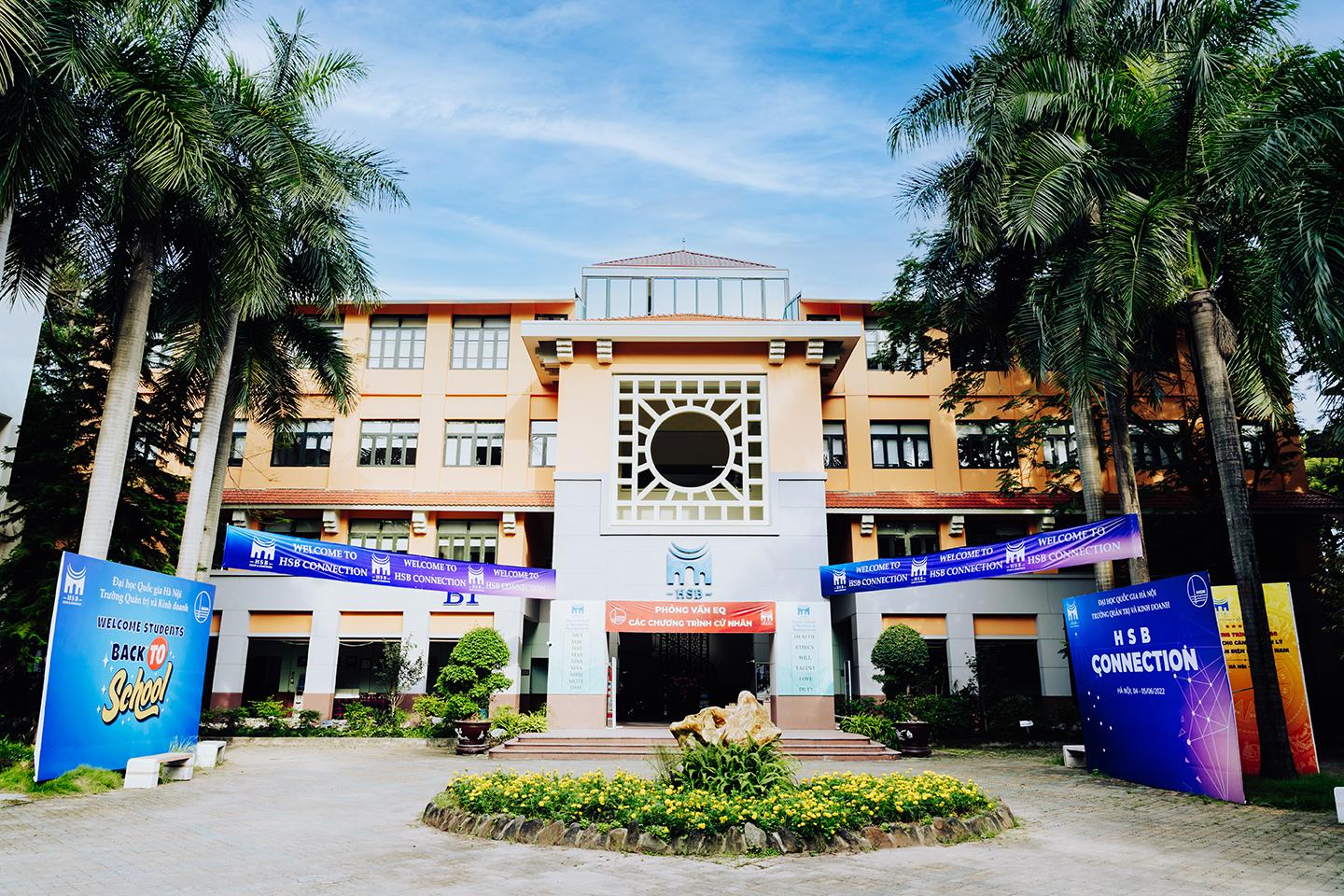 truong-quan-tri-va-kinh-doanh_1778817297.jpg