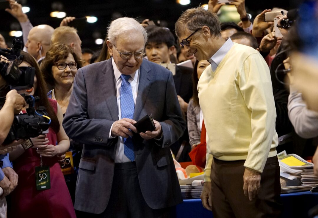 Huyền thoại Warren Buffett dứt tình với Quỹ từ thiện của Bill Gates, phân chia 140 tỷ USD tài sản ra sao? Huyền thoại Warren Buffett dứt tình với Quỹ từ thiện của Bill Gates, phân chia 140 tỷ USD tài sản ra sao?